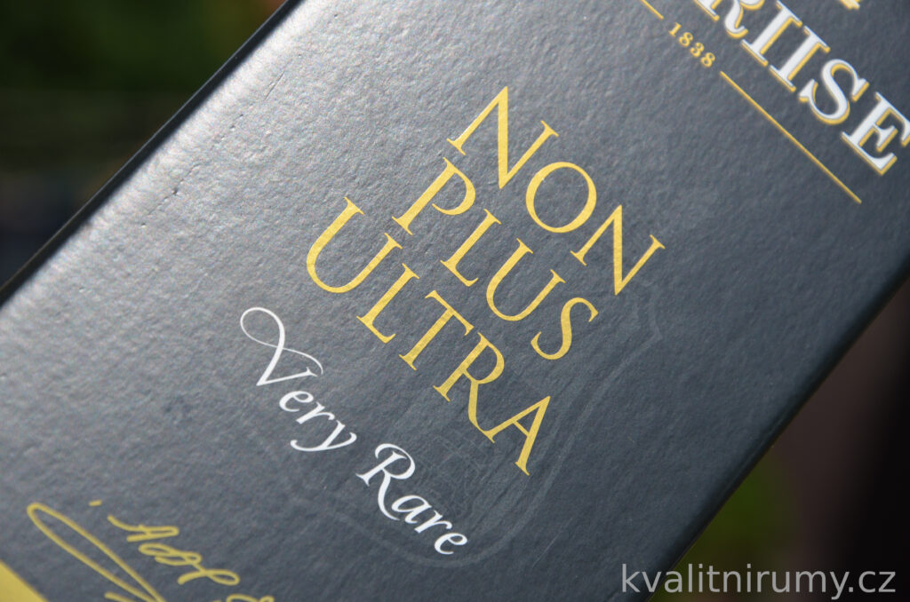 darkovy obal rumu Old St. Croix Non Plus Ultra Very Rare